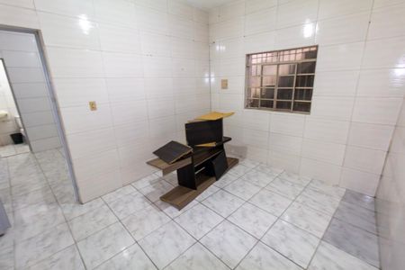 Casa para alugar com 35m², 1 quarto e sem vagaQuarto