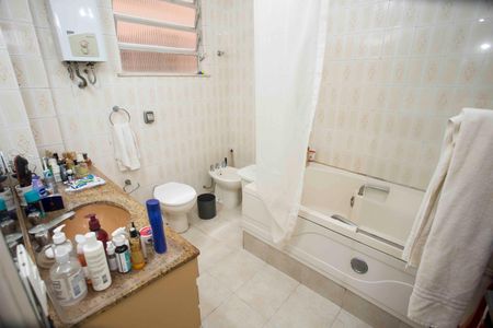 Apartamento à venda com 200m², 3 quartos e 1 vaga