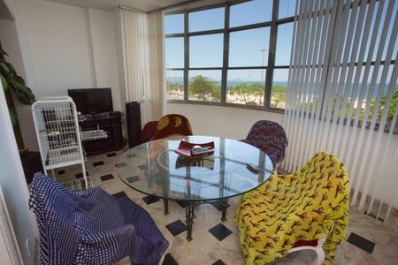 Apartamento à venda com 200m², 3 quartos e 1 vaga