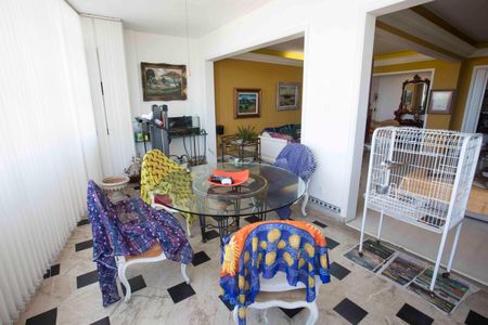 Apartamento à venda com 3 quartos, 200m² em Copacabana, Rio de Janeiro