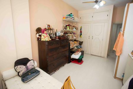 Apartamento à venda com 3 quartos, 200m² em Copacabana, Rio de Janeiro