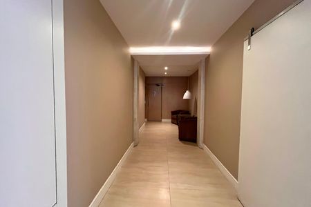 Apartamento à venda com 145m², 3 quartos e 1 vaga Apartamento à venda com 145m², 3 quartos e 1 vagaPortaria