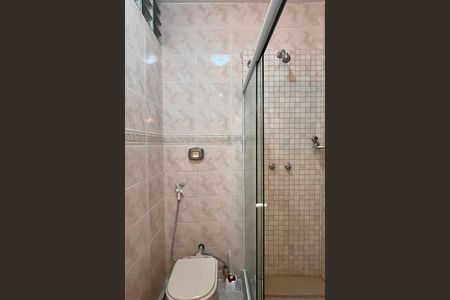 Apartamento à venda com 145m², 3 quartos e 1 vaga Apartamento à venda com 145m², 3 quartos e 1 vagaBanheiro social