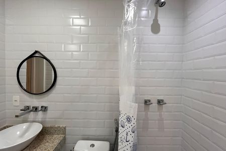 Apartamento à venda com 145m², 3 quartos e 1 vaga Apartamento à venda com 145m², 3 quartos e 1 vagaBanheiro da Suíte