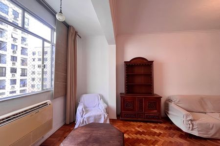 Apartamento à venda com 145m², 3 quartos e 1 vaga Apartamento à venda com 145m², 3 quartos e 1 vagaSala