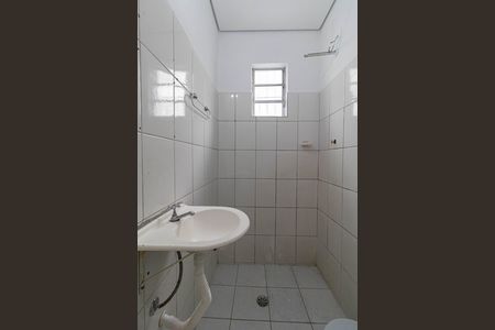 Banheiro  de casa para alugar com 1 quarto, 40m² em Jardim Pedro José Nunes, São Paulo