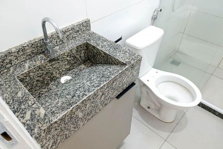 Banheiro de casa para alugar com 1 quarto, 70m² em Guaratiba, Rio de Janeiro