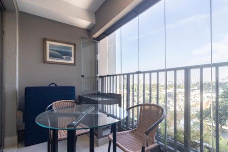 Varanda de kitnet/studio à venda com 1 quarto, 30m² em Indianópolis, São Paulo