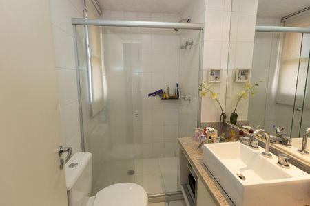 Apartamento à venda com 194m², 3 quartos e 3 vagasBanheiro 1