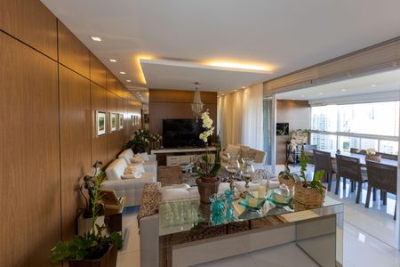 Apartamento à venda com 194m², 3 quartos e 3 vagasSala de TV