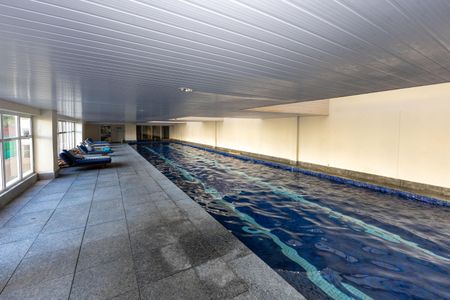 Apartamento à venda com 194m², 3 quartos e 3 vagasÁrea comum - Piscina Térmica