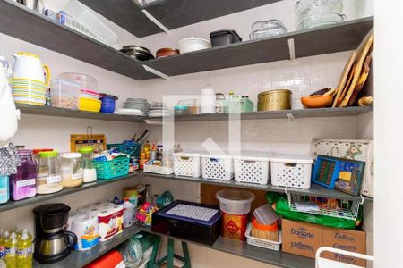 Casa à venda com 211m², 3 quartos e 3 vagasDispensa