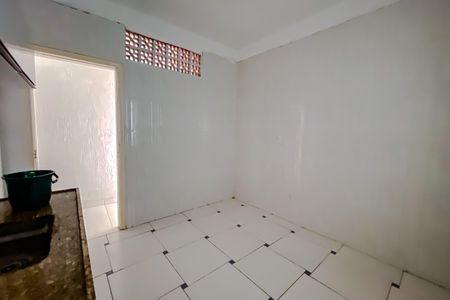 Casa para alugar com 180m², 5 quartos e sem vaga Casa para alugar com 180m², 5 quartos e sem vagaCozinha