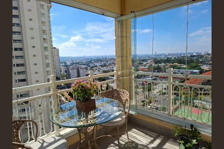 Apartamento à venda com 113m², 3 quartos e 2 vagasVaranda