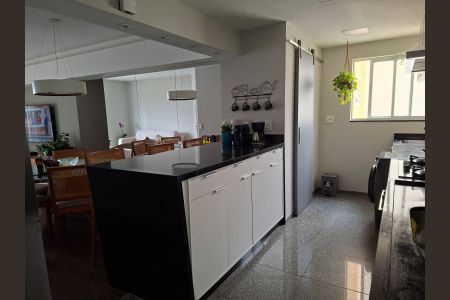 Apartamento à venda com 113m², 3 quartos e 2 vagasCozinha