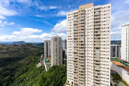 Apartamento à venda com 72m², 2 quartos e 2 vagasVista da Varanda