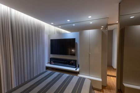 Apartamento à venda com 72m², 2 quartos e 2 vagasSuíte 1