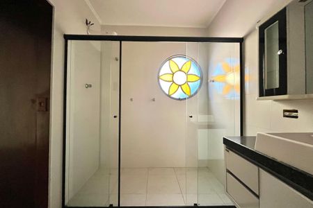 Casa para alugar com 200m², 3 quartos e 3 vagasBanheiro da Suíte 1