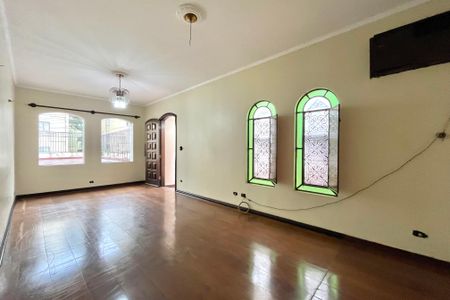 Casa para alugar com 200m², 3 quartos e 3 vagasSala