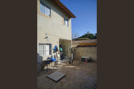 Casa para alugar com 126m², 2 quartos e 1 vagaQuintal