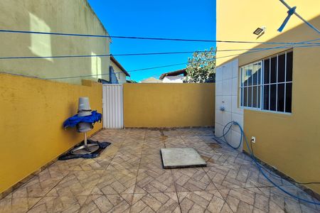 Casa à venda com 126m², 2 quartos e 1 vaga Casa à venda com 126m², 2 quartos e 1 vagaQuintal