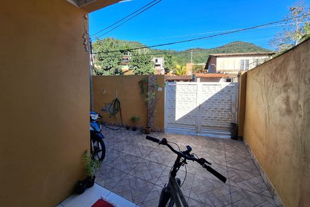 Casa à venda com 126m², 2 quartos e 1 vaga Casa à venda com 126m², 2 quartos e 1 vagaQuintal