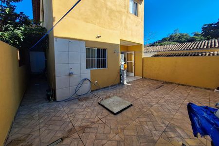 Casa à venda com 126m², 2 quartos e 1 vaga Casa à venda com 126m², 2 quartos e 1 vagaQuintal