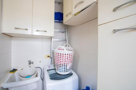 Apartamento à venda com 75m², 3 quartos e 2 vagasÁrea de serviço