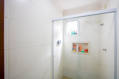 Apartamento à venda com 75m², 3 quartos e 2 vagasBanheiro do quarto 1