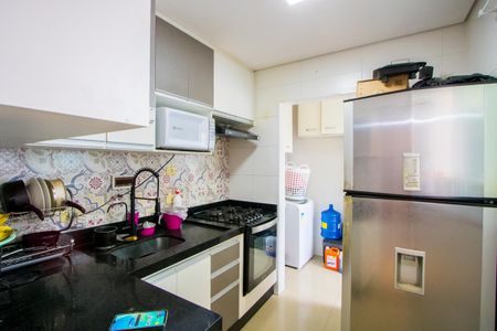 Apartamento à venda com 75m², 3 quartos e 2 vagasCozinha