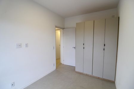 Apartamento à venda com 94m², 3 quartos e 2 vagas Apartamento à venda com 94m², 3 quartos e 2 vagasQuarto 2