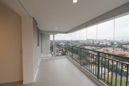 Apartamento à venda com 94m², 3 quartos e 2 vagas Apartamento à venda com 94m², 3 quartos e 2 vagasVaranda da Sala