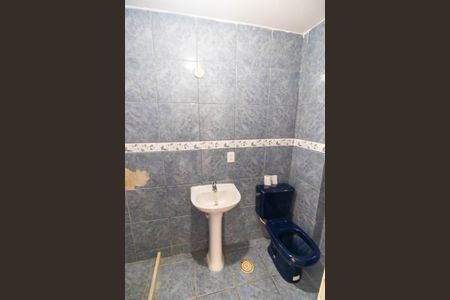 Apartamento para alugar com 70m², 2 quartos e 1 vaga Apartamento para alugar com 70m², 2 quartos e 1 vagaBanheiro