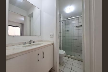 Apartamento à venda com 40m², 1 quarto e 1 vagaBanheiro 