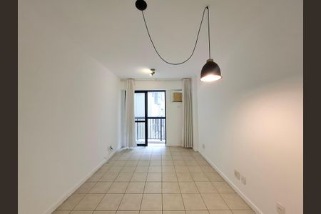 Sala de apartamento à venda com 1 quarto, 40m² em Laranjeiras, Rio de Janeiro