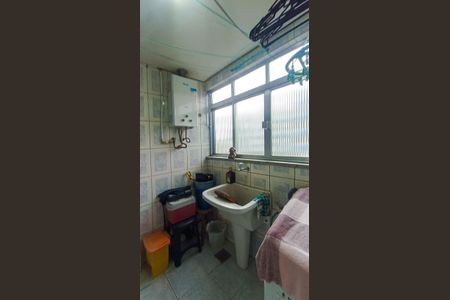 Apartamento à venda com 72m², 2 quartos e 1 vagaÁrea de Serviço