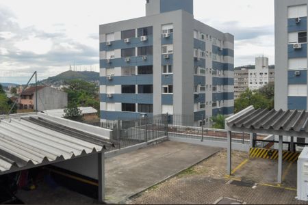 Vista  de apartamento à venda com 2 quartos, 72m² em Teresópolis, Porto Alegre
