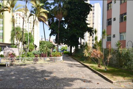 Apartamento à venda com 67m², 2 quartos e 1 vagaÁrea comum