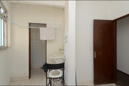 Apartamento à venda com 67m², 2 quartos e 1 vagaÁrea de Serviço