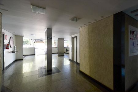 Apartamento à venda com 67m², 2 quartos e 1 vagaHall do Elevador