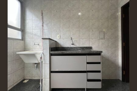 Apartamento para alugar com 70m², 3 quartos e 1 vaga Apartamento para alugar com 70m², 3 quartos e 1 vagaCozinha e Área de Serviço