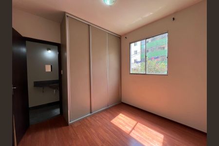 Apartamento para alugar com 70m², 3 quartos e 1 vaga Apartamento para alugar com 70m², 3 quartos e 1 vagaQuarto 3