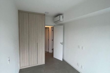 Apartamento para alugar com 2 quartos, 75m² em Empresarial 18 do Forte, Barueri