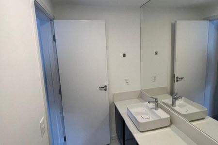 Apartamento para alugar com 2 quartos, 75m² em Empresarial 18 do Forte, Barueri