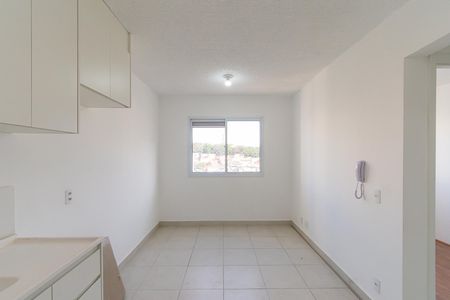 Apartamento para alugar com 33m², 2 quartos e sem vaga Apartamento para alugar com 33m², 2 quartos e sem vagaSala