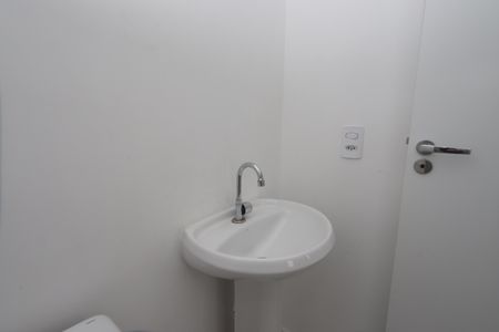 Apartamento para alugar com 33m², 2 quartos e sem vagaBanheiro