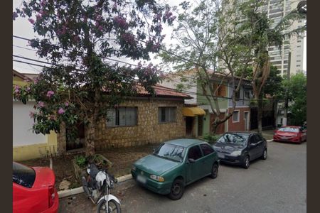 Casa à venda com 300m², 6 quartos e sem vagaFoto 01