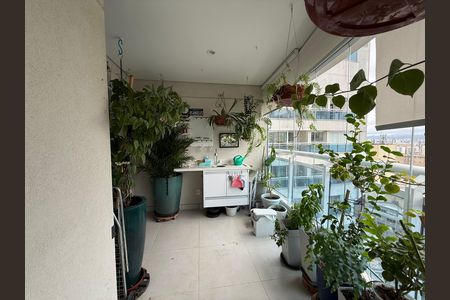 Apartamento à venda com 73m², 2 quartos e 1 vaga