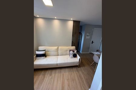 Sala de apartamento à venda com 2 quartos, 42m² em Jardim Monte Alegre, Taboão da Serra