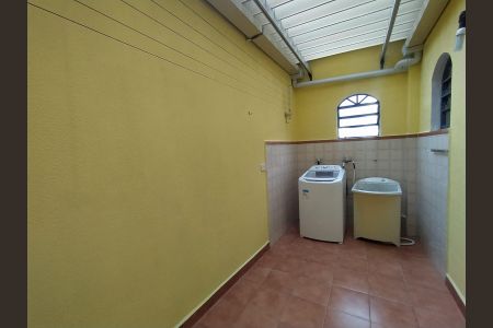 Casa à venda com 350m², 3 quartos e sem vagaÁrea de serviço